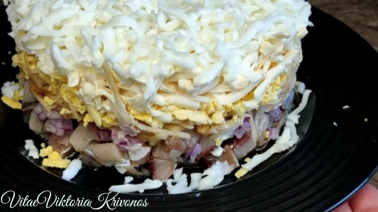 Салат ОСЕЛЕДЕЦЬ під СНІГОМ /Salad HERRING under the SNOW