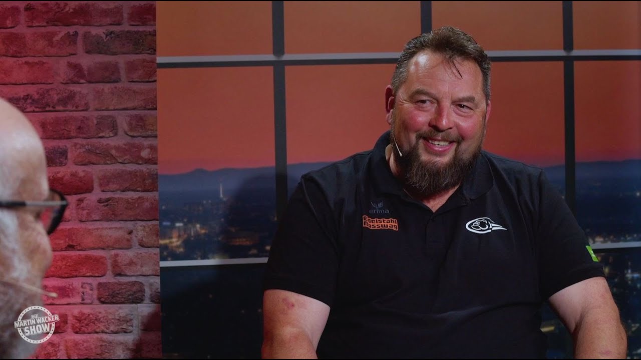 Tackle, Timeout, Touchdown – Thomas Zink trainiert mit den Wilddogs für die German Football League!