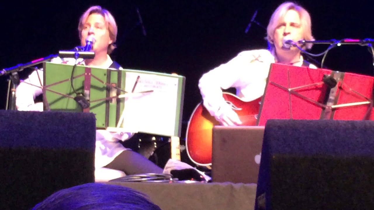Matthew & Gunnar Nelson - 