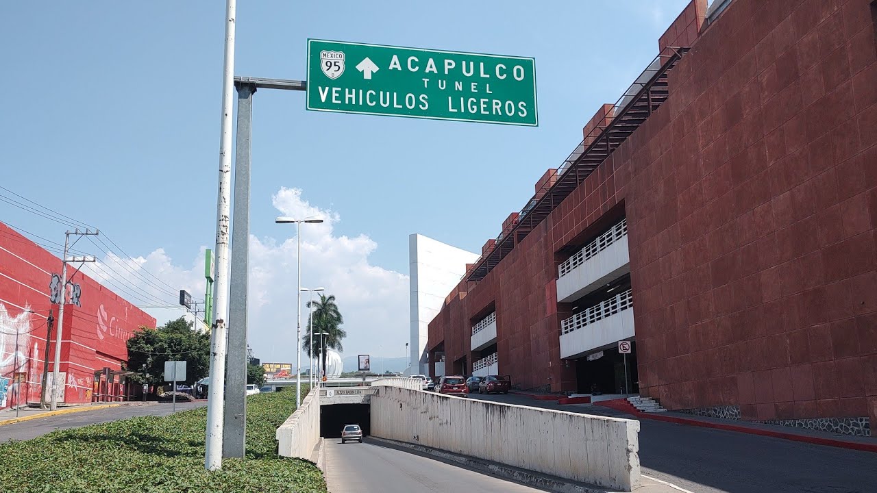 Galerías🚗💨 Cuernavaca☀️🌡️ Morelos 🇲🇽 @UliguelerylaMoñe 🙋🏾‍♂️👩🏼‍💼❤️