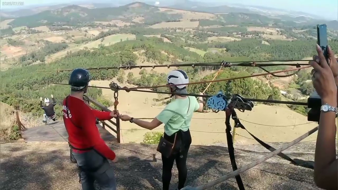 Pedra bela mega tirolesa. 