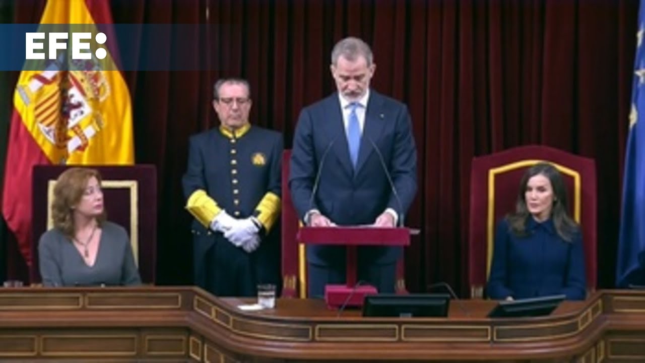 Los reyes celebran en el Congreso la Constitución del 78, la más longeva de España