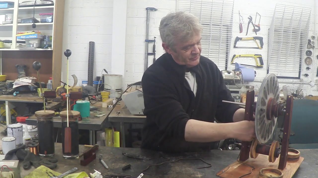 Making A Wimshurst Machine - Part 3 - The Body
