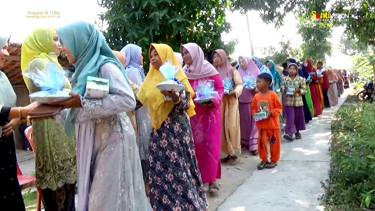 GENDING, KEBO GIRO, IRINGI ROMBONGAN BESAN DI TAHUNAN, NAMPU, KARANGRAYUNG, PERNIKAHAN ANGGUN & UDIN
