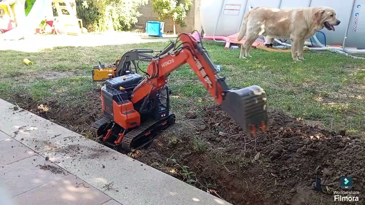 Creazione canale con volvo ec160e e Hitachi lesu et26