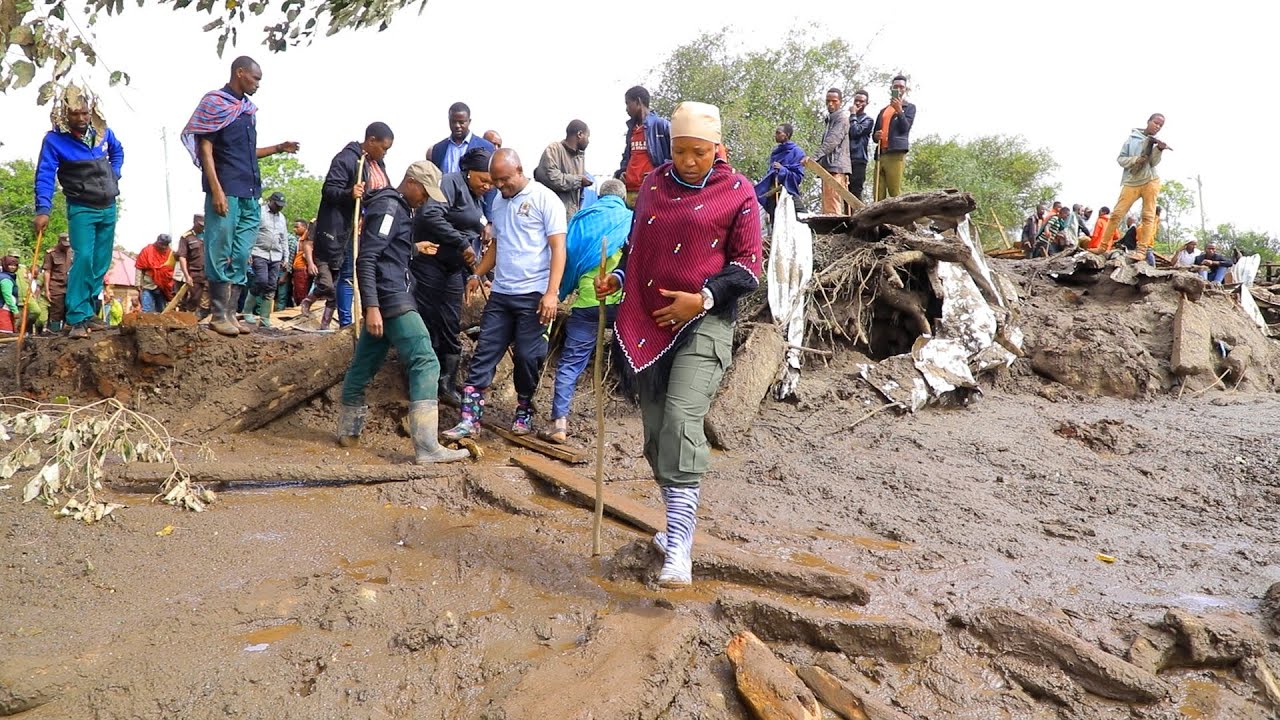 INAHUZUNISHA TAZAMA VIONGOZI MBALIMBALI WALIVYOTEMBELEA HANANG MAENEZO YALIYOSABABISHA VIFO VYA..