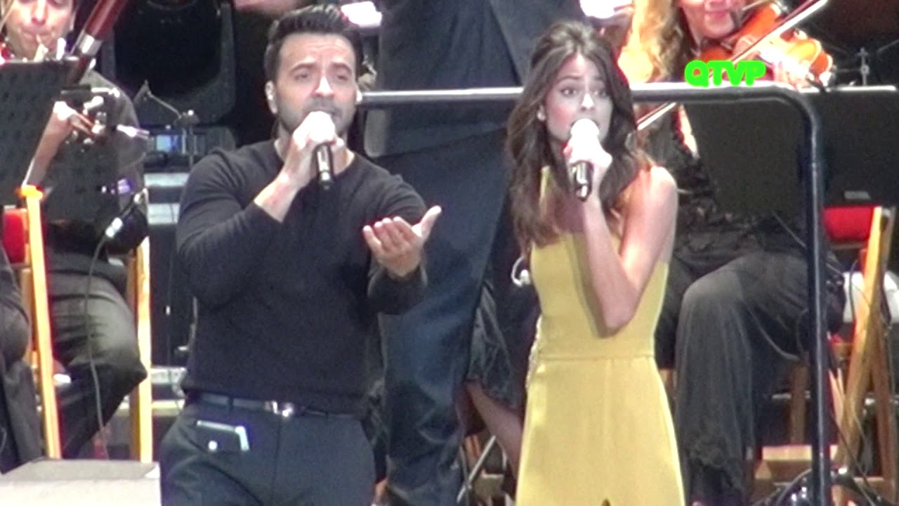 Luis Fonsi y Tini Stoessel  
