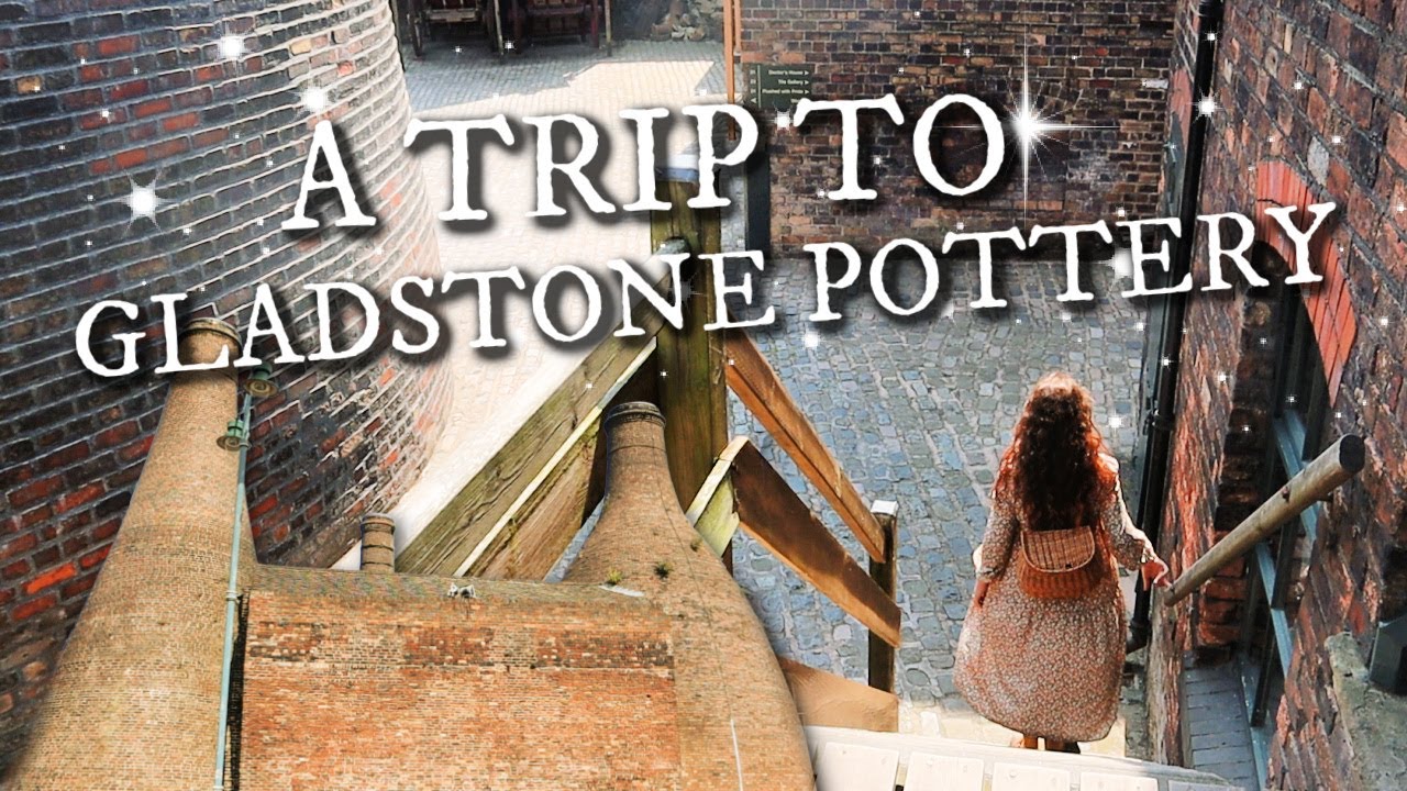 A Tour Of The Historic Gladstone Pottery + We open The Missing Advents! Mudmas day 9!
