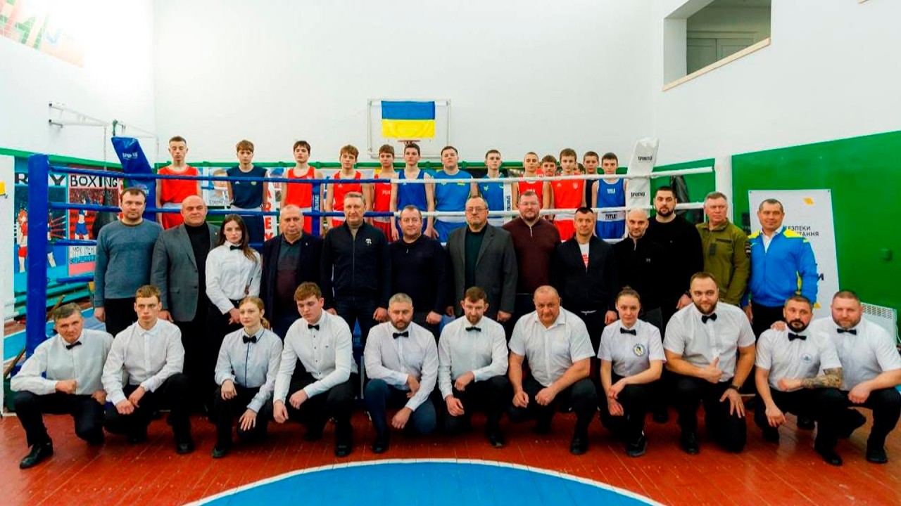 В оновленій спортивній залі Миргородського фахового коледжу відбувся Чемпіонат області з боксу