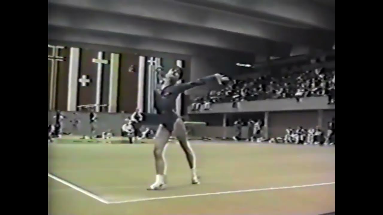 Yelena Grudneva URS - 1990 Medico Cup Floor Exercise
