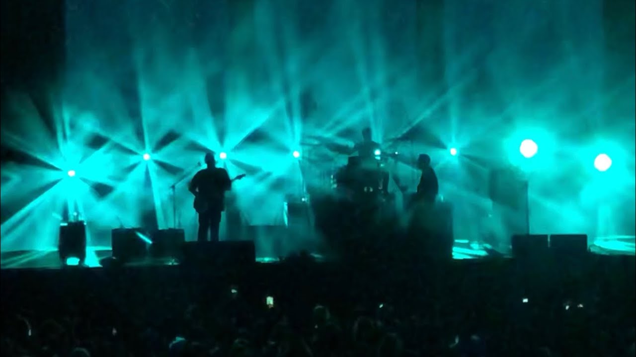 Adamlar - Sarılırım Birine & Zombi @Vadi Açıkhava. 14.06.24