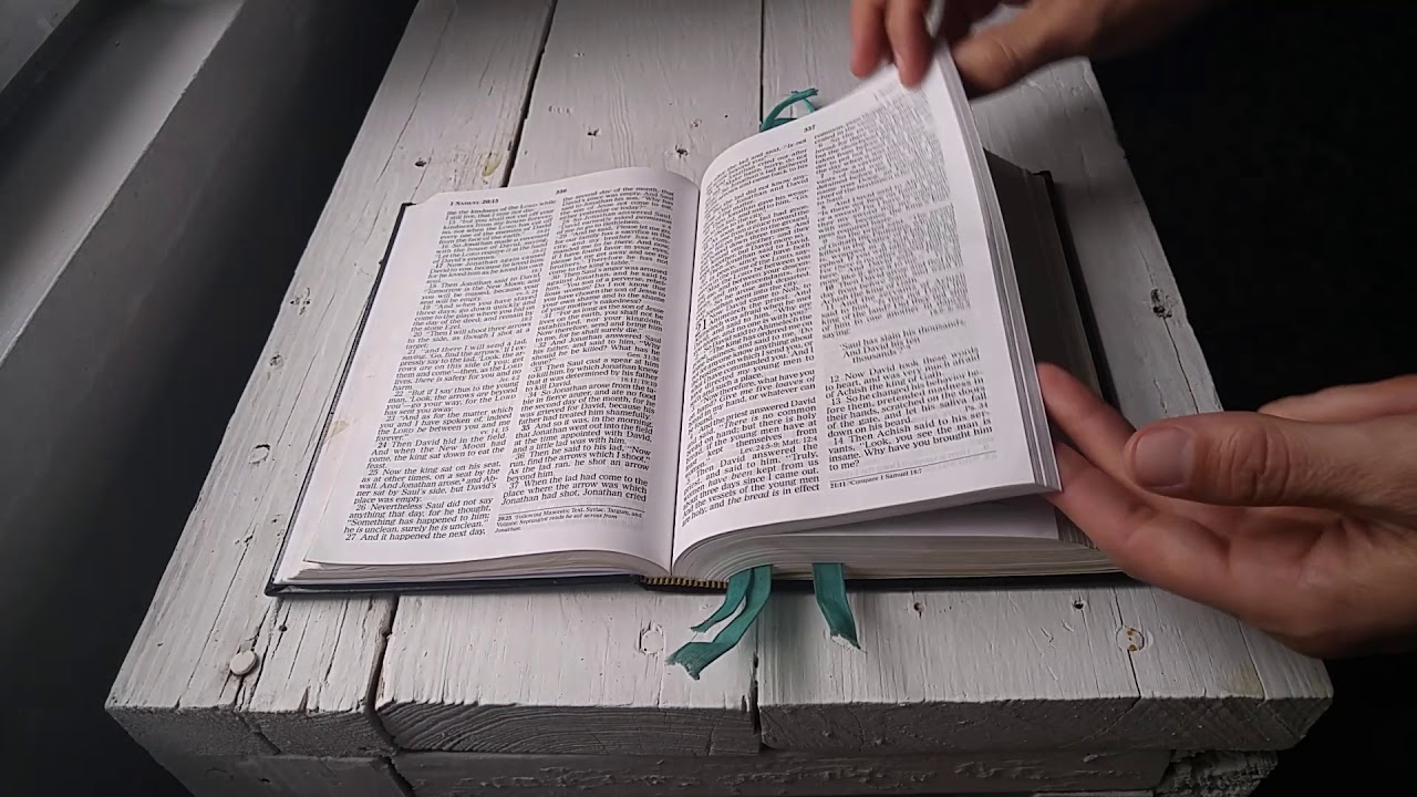 NKJV Verse by Verse Personal Size Giant Print Reference