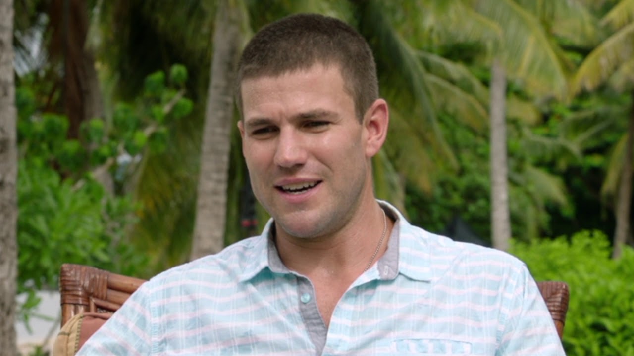 Austin Stowell: FANTASY ISLAND