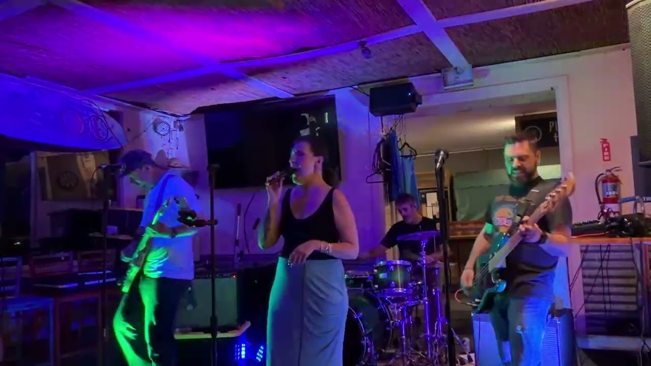 The Heat Seekers - Circles Cover