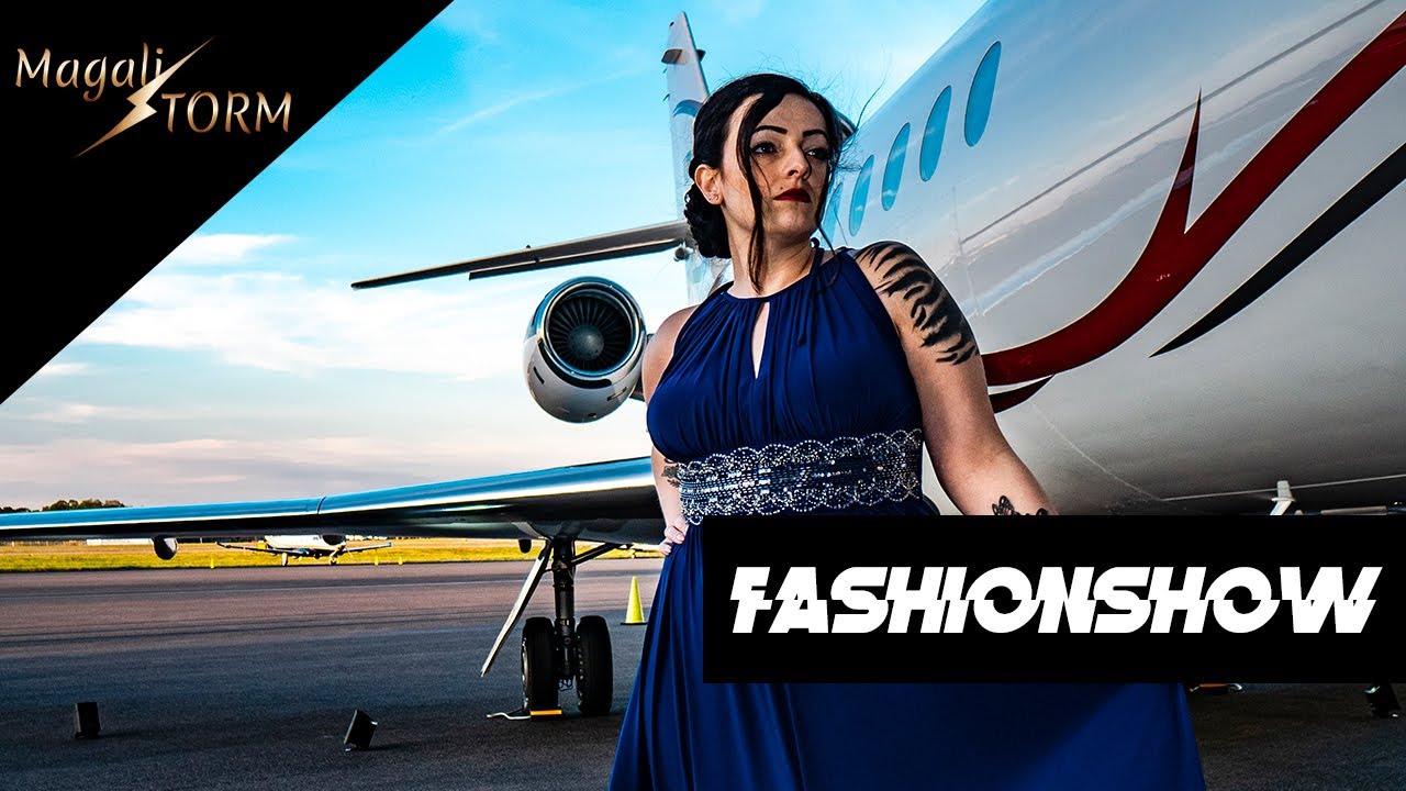 Air Hanger Fashion Show | Wandering Wardrobe Tampa