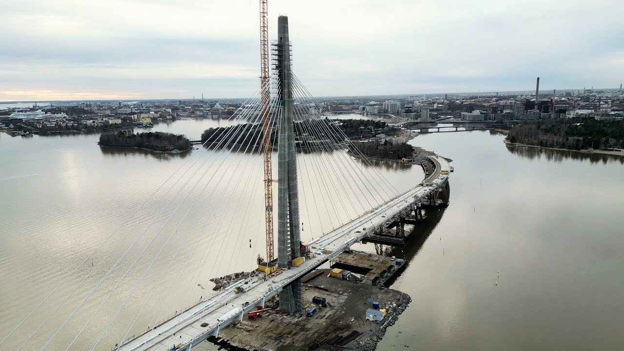 Helsinki, The Construction of the Kruunuvuorensilta Pylon and Kruunuvuorenranta, March 2025