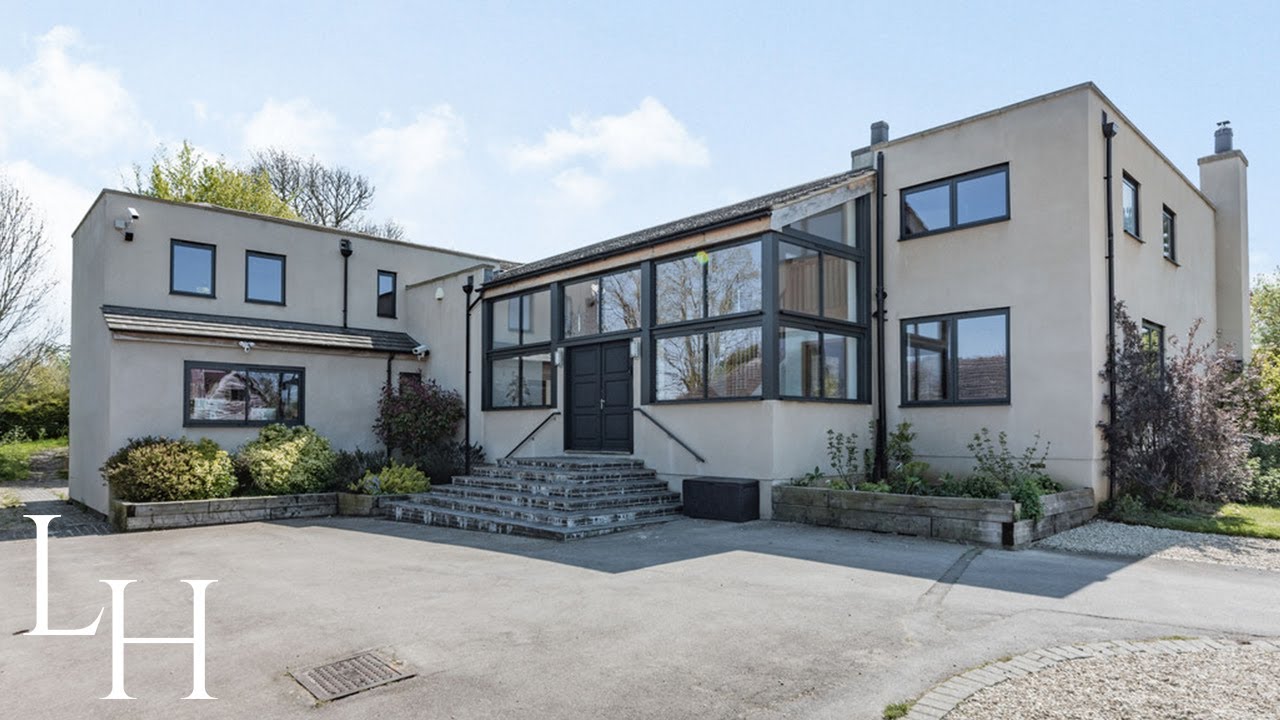 Inside a £2,500,000 Equestrian Country home with Indoor Swimming Pool and Amazing Garden