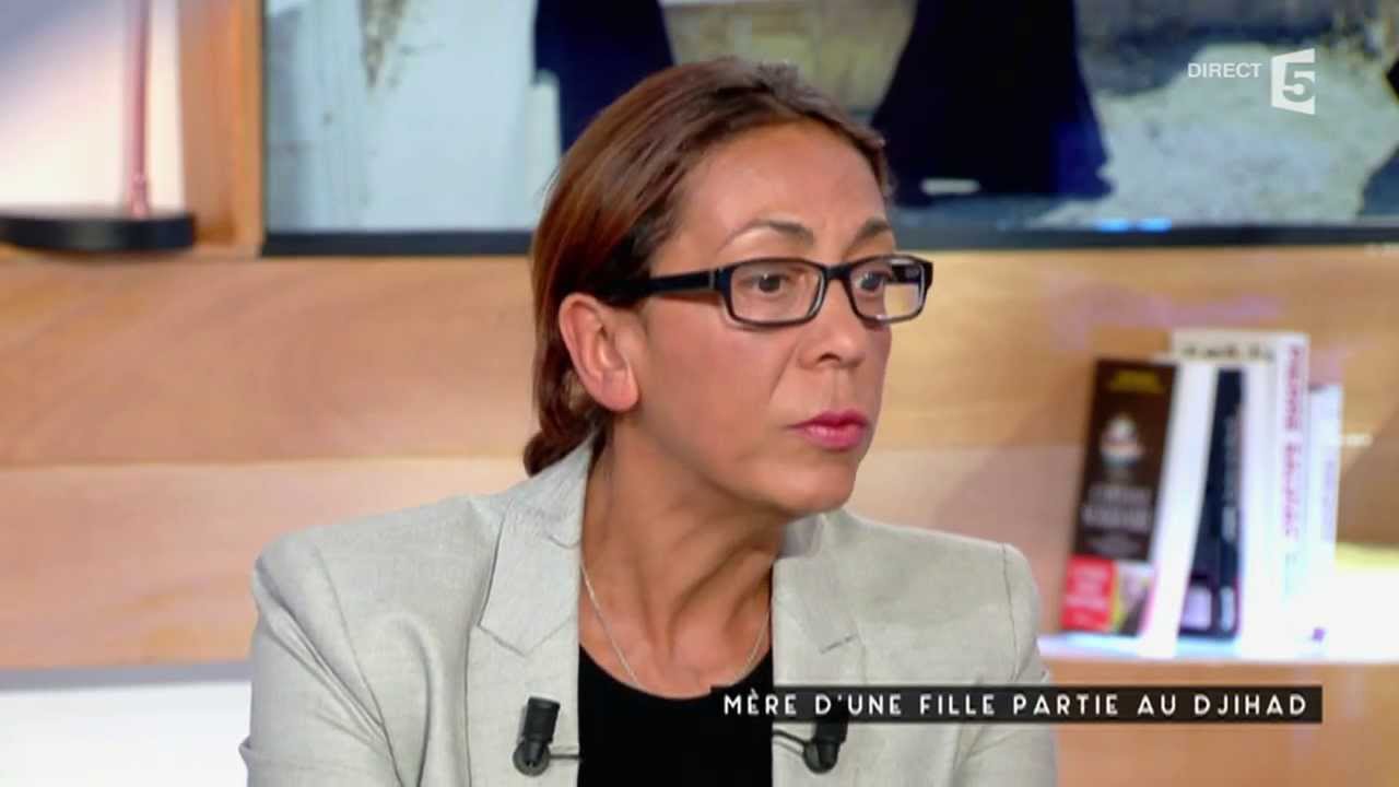 Mère d'une fille partie au Djihad - C à vous - 23/09/2015