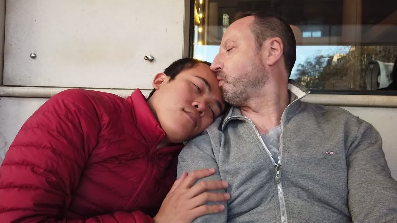 Gay Romance Couple Vlog : Suasana Gay Area di Kota Paris Perancis - Le Marais