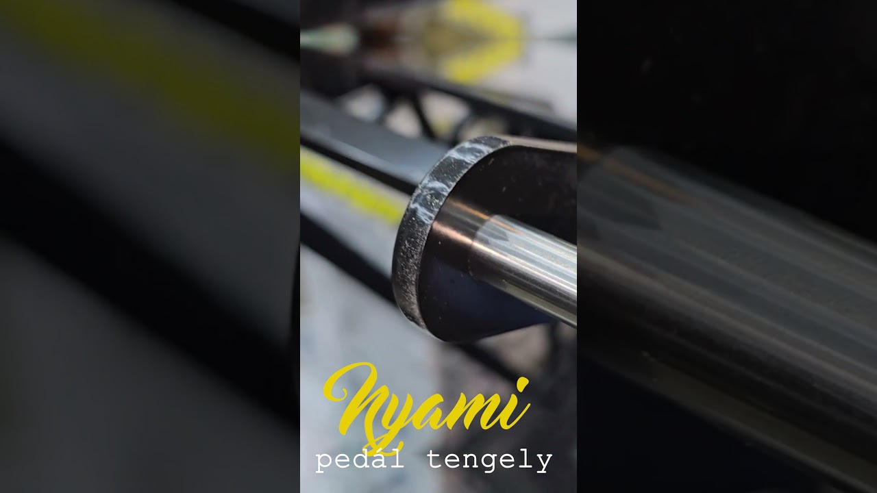 Tervezünk és gyártunk. Így csusszan, ha becsusszan :)