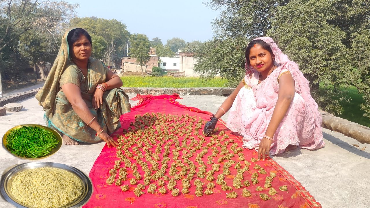 बस एक तोड़ कर डालो खाने में जैसे जान ला दे ऐ रेसिपी , उड़द दाल हरी मिर्च |  Urad daal Badi Recipe 