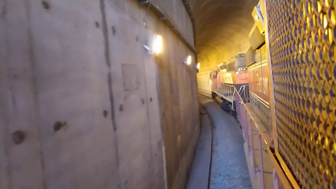 ASÍ SE VE EL TÚNEL DE MANZANILLO DESDE EL TREN 🤠