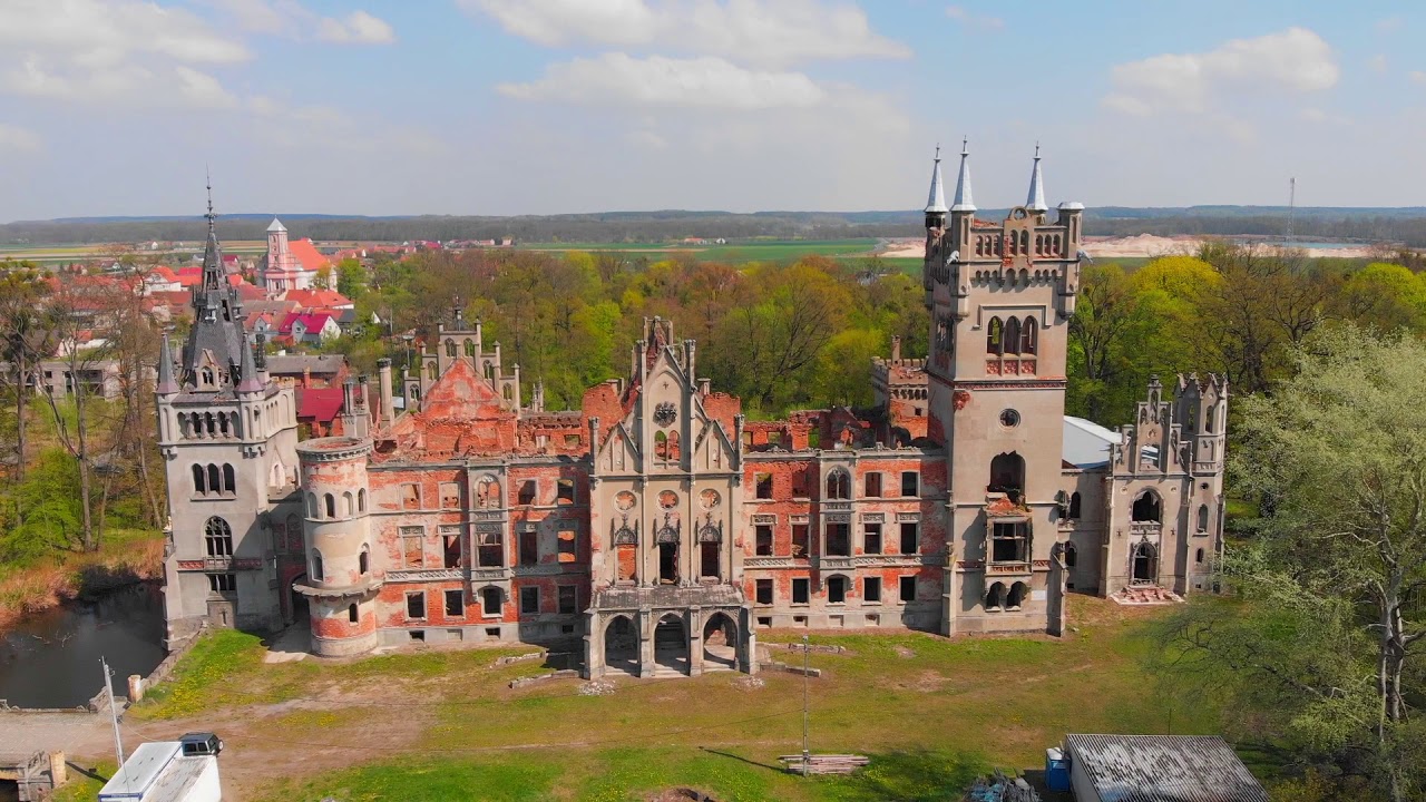 Kopice - Ruiny pałacu Schaffgotsch&oacute;w - zwiedzanie stawu kajakiem