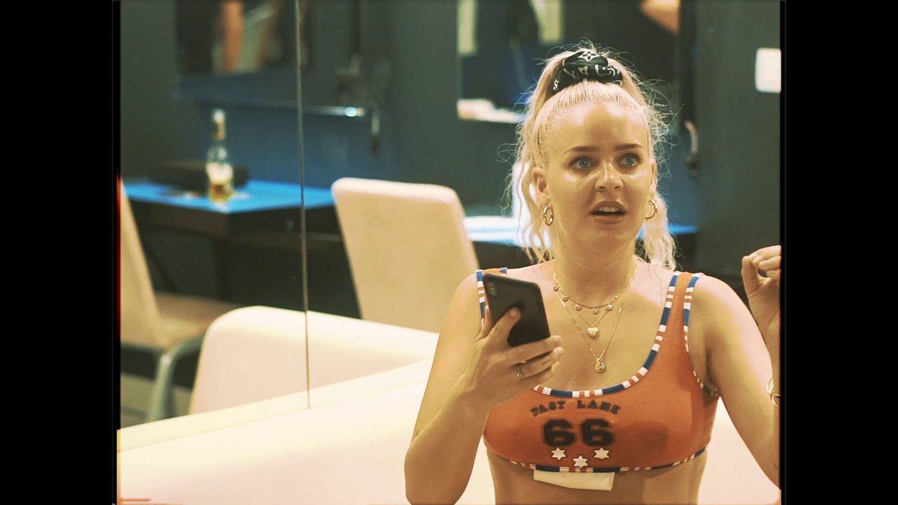 Anne-Marie - European 2018 Tour Diary