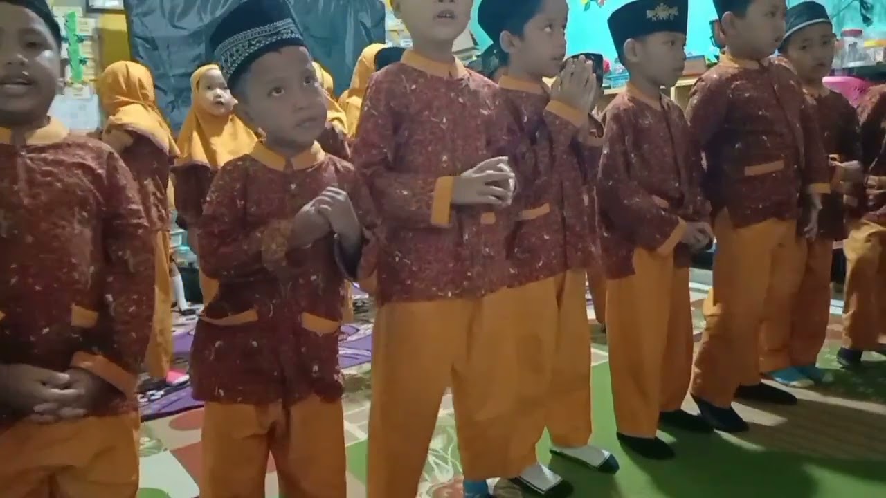 Kegiatan pembelajaran topik peduli lingkungan