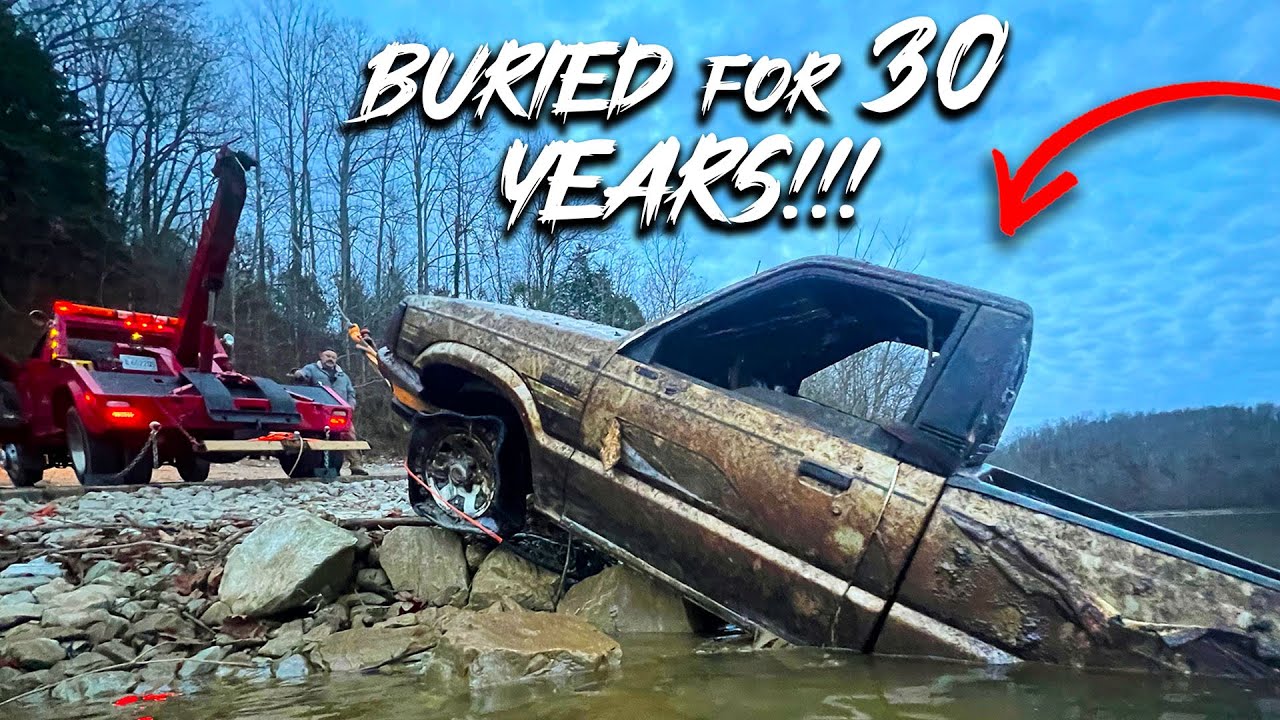 Спасение старого пикапа Mazda, пролежавшего под водой 30 лет!