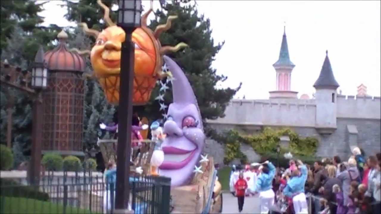 Disney's Once Upon A Dream Parade - La Parade des Rêves Disney - Disneyland Paris