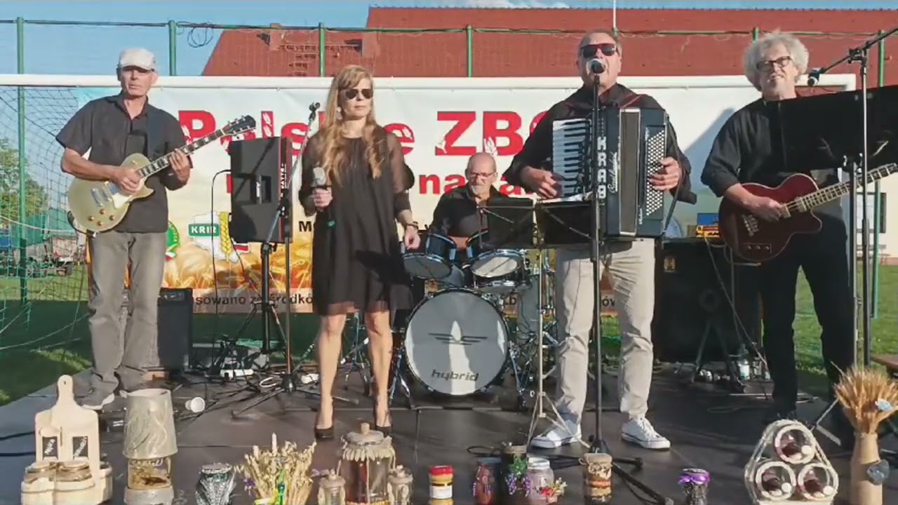 Dziewczyna z portalu - Zesp&oacute;ł 5M