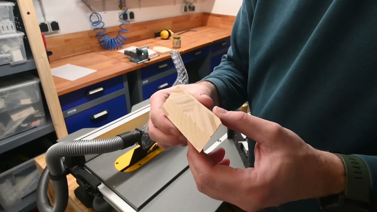 #DIY Futterhaus für Vögel - Selbstgebaut - nur ein paar € Materialkosten