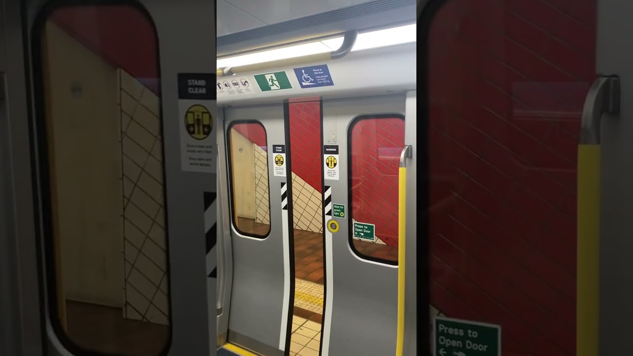 Doors are Closing! - High Capacity #Metro #Trains (#Melbourne #HCMT) #shorts