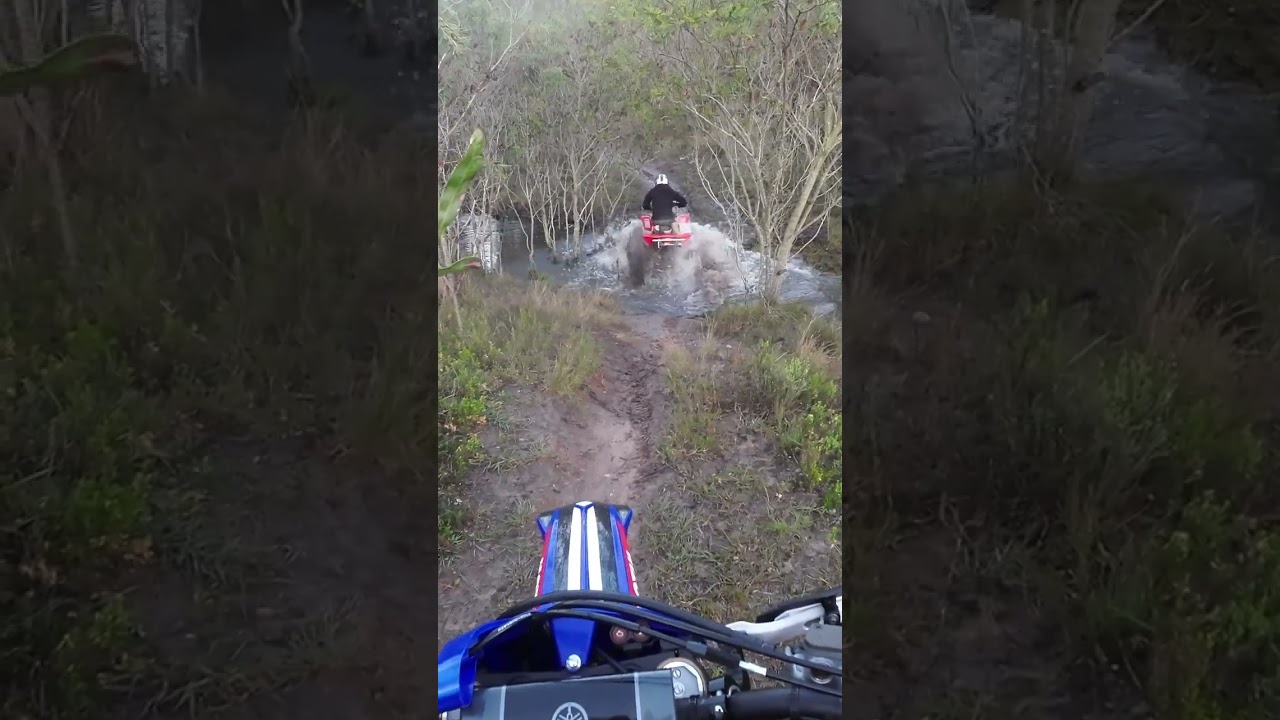 Honda TRX450x Enduro Stream Crossing