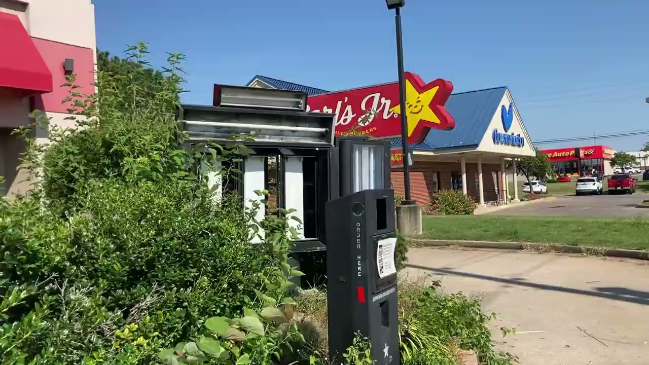 Urbex??? Former Carl’s Junior @ 71st & 145th, Broken Arrow, OK