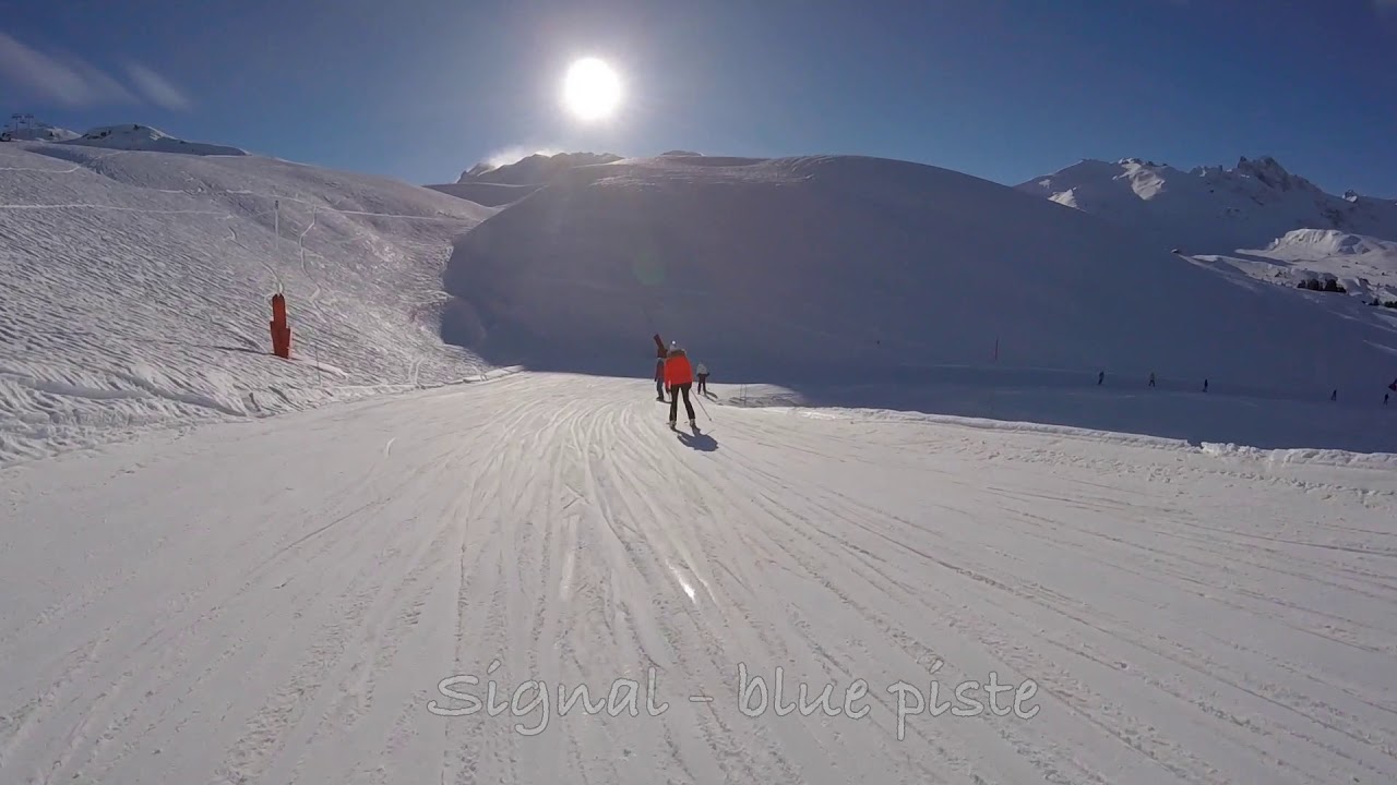 Courchevel Signal blue piste