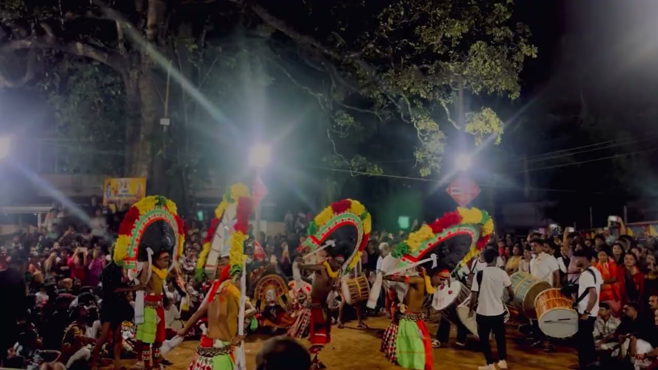 Kerala festival dance