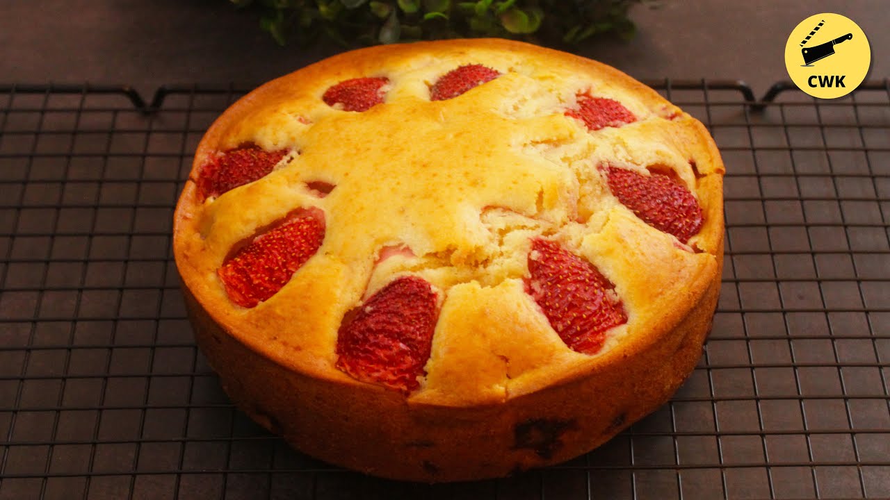 Eggless Strawberry Cake (Tea Time Cake Recipe) || Cuisine with Kavita