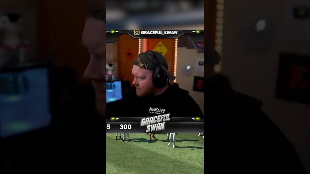 GracefulSwan Is A Rap God