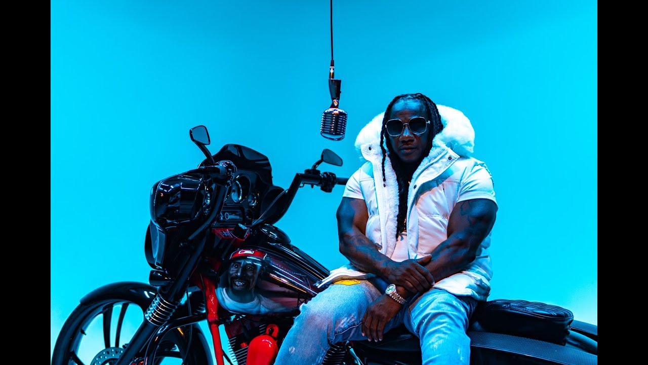J Diggs Faded Pictures (Official Video)