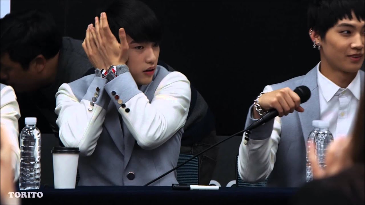 141205 강남 팬사인회_GOT7 진영이 귀는 빨개요