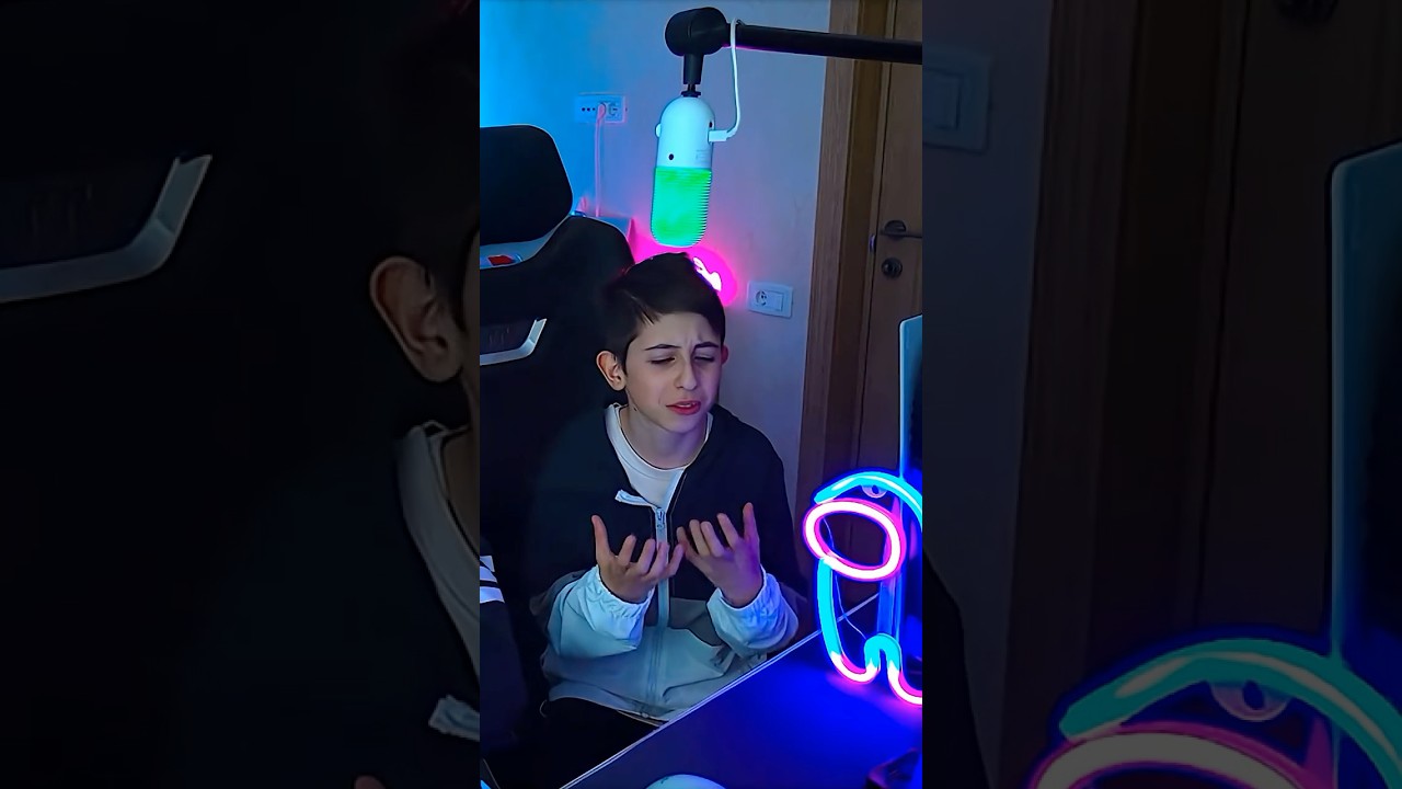 Հա լավ մաման ա...🤣MODEL
