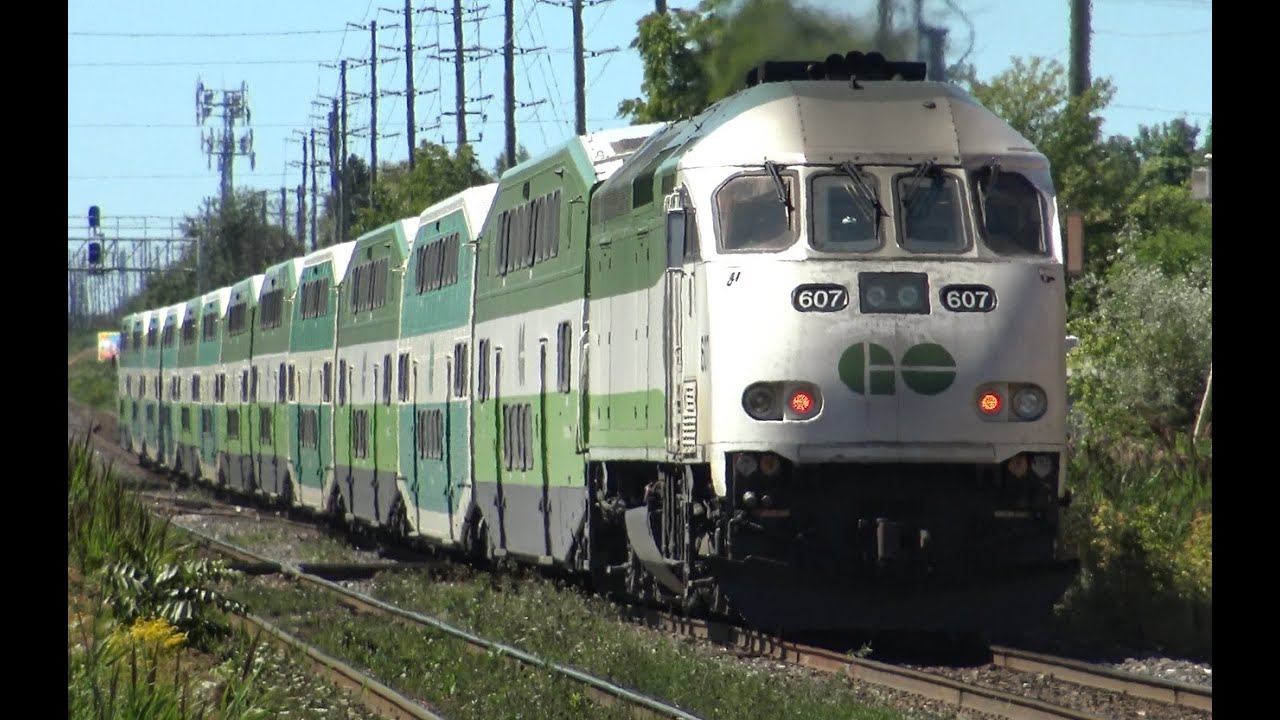 [4K] A GO train departing Brampton GO station!