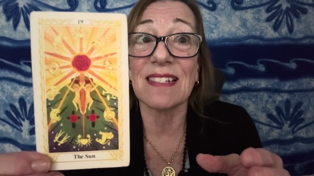 CANCER♋️YOUR ENTIRE LIFE IS ABOUT TO CHANGE!#cancertarotreading😱🚀💵❤️‍🔥🌹🦋