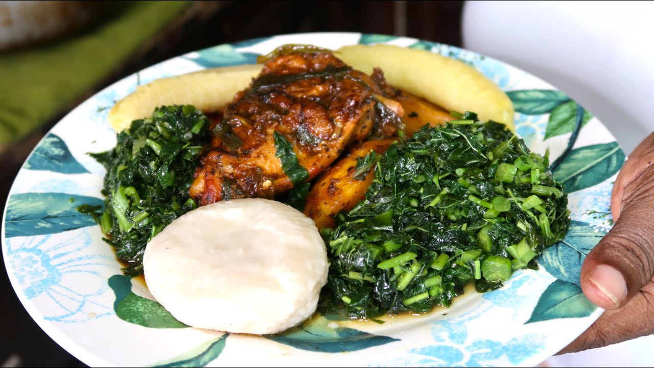 Making Jamaican Brown Stew Chicken as a Meal