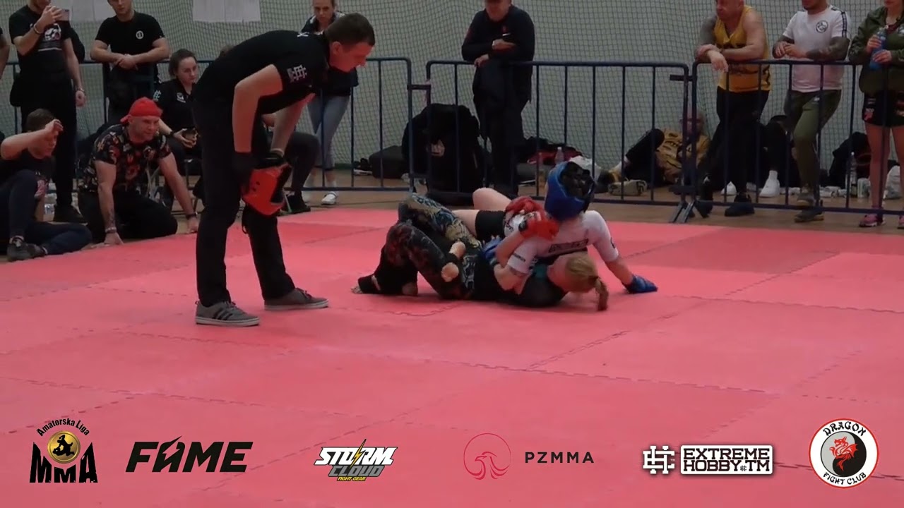 ME MMA 2021 Junior Kobiety 57 kg Brzozowska D vs Sós M