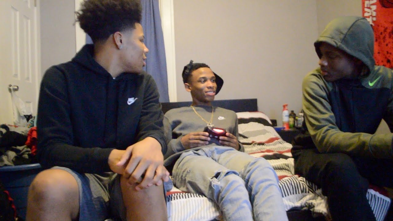 IM GAY PRANK ON FRIENDS ........ (*GONE WRONG*)