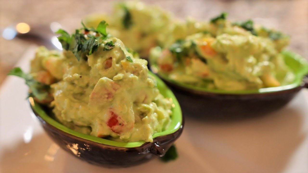 Palta, Avocado, o Aguacate Relleno de Camarones