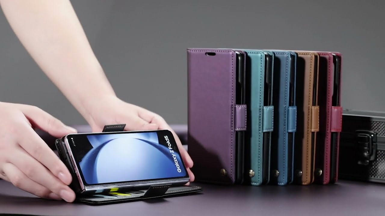 Samsung Galaxy Z Fold wallet case, CaseMe wallet soft texture and grip in the hand, magnetic closure